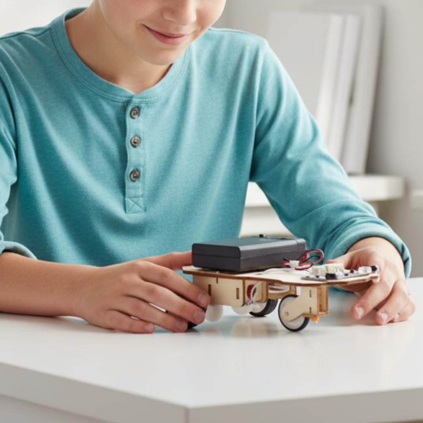 Wooden Intelligent Vehicle Kit - Science Robot review and price